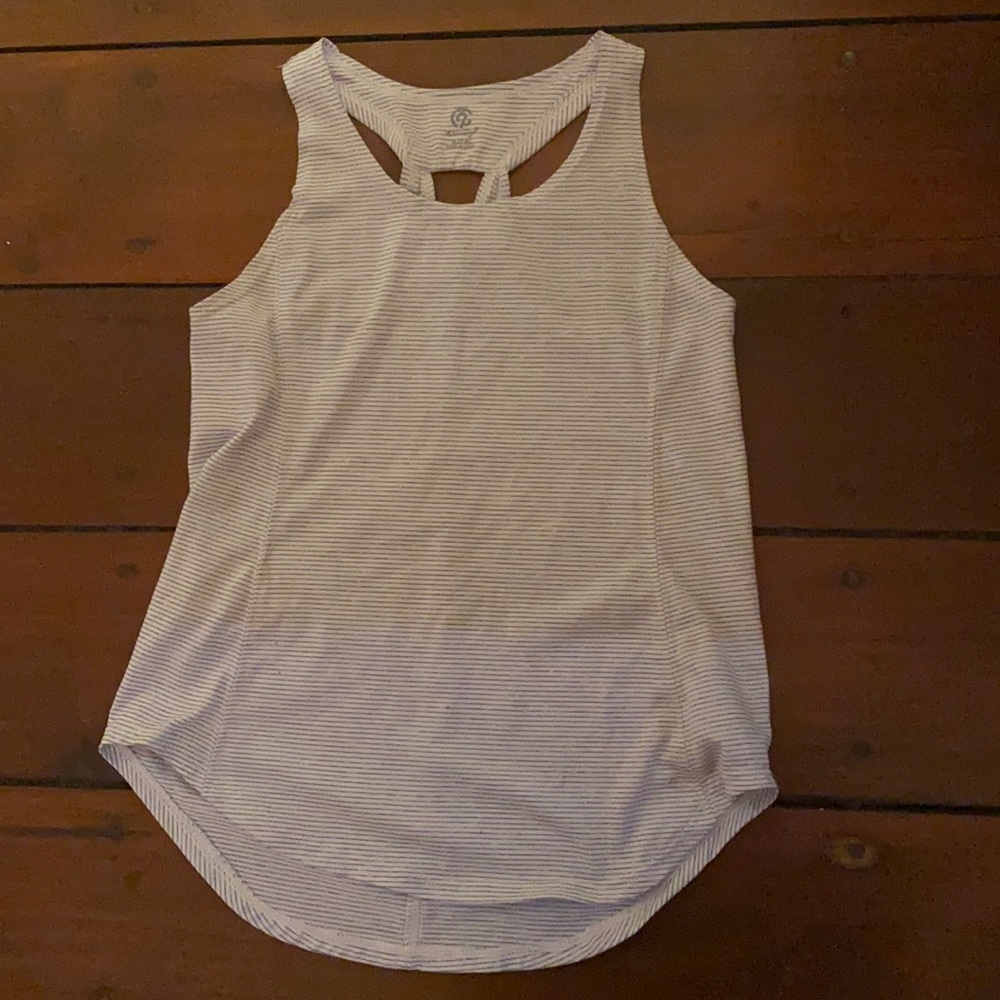 athletic tank top with triangle cut out in back